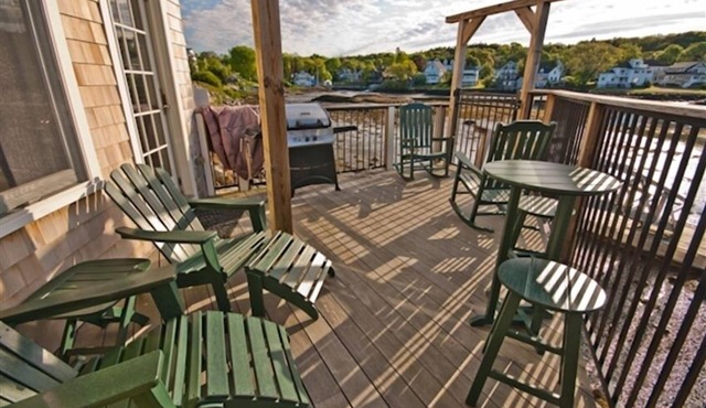 Year Round Luxury Waterfront Condo, Heart of Boothbay Harbor