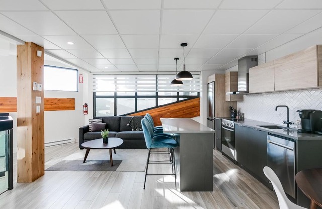 Complexe La Voûte by KASANIA - Condo 201 in Laval