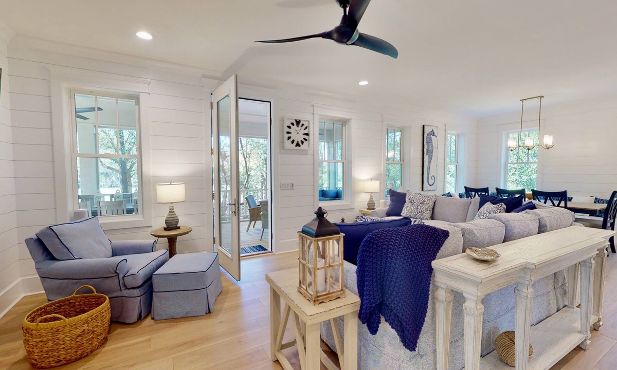 Bald Head Island House | Luxury BHI Retreat | Golf Views | 3 King Suites | BHI + Shoals Clubs | Dog Friendly | Kayaks