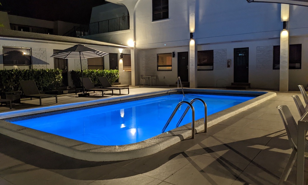 Deerfield Beach Apartment | Studio #112 Pet-Friendly | Sleeps 3 Guests