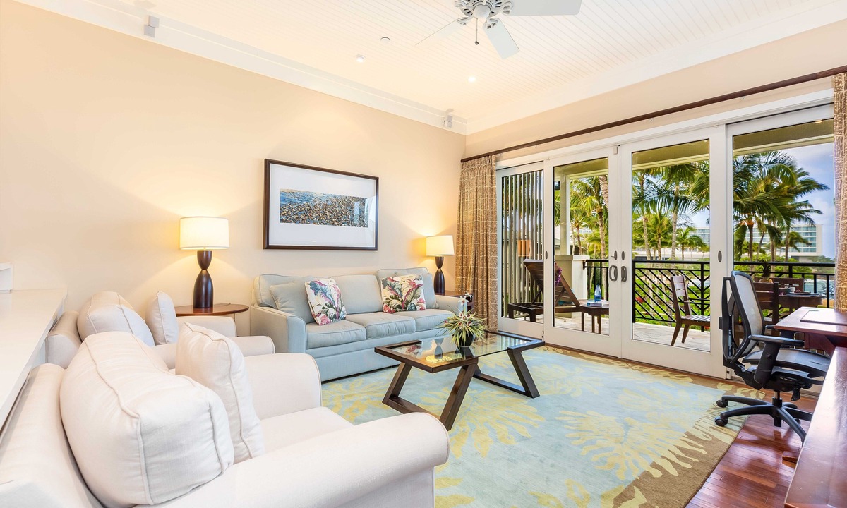 Kahuku Condo | Turtle Bay Villas 311 by Gather: Beachfront w/Shared Pool/Spa/AC