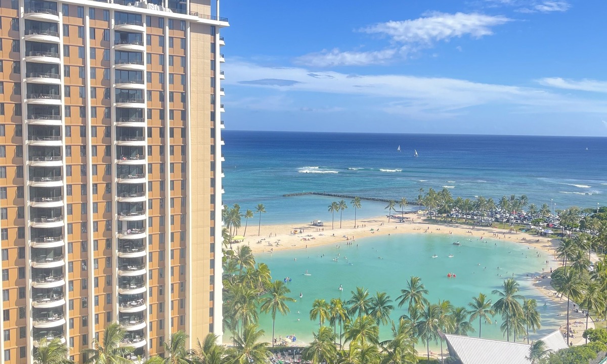 Waikiki Condo | Waikiki Condo - Ocean View - Minutes from the Beach!