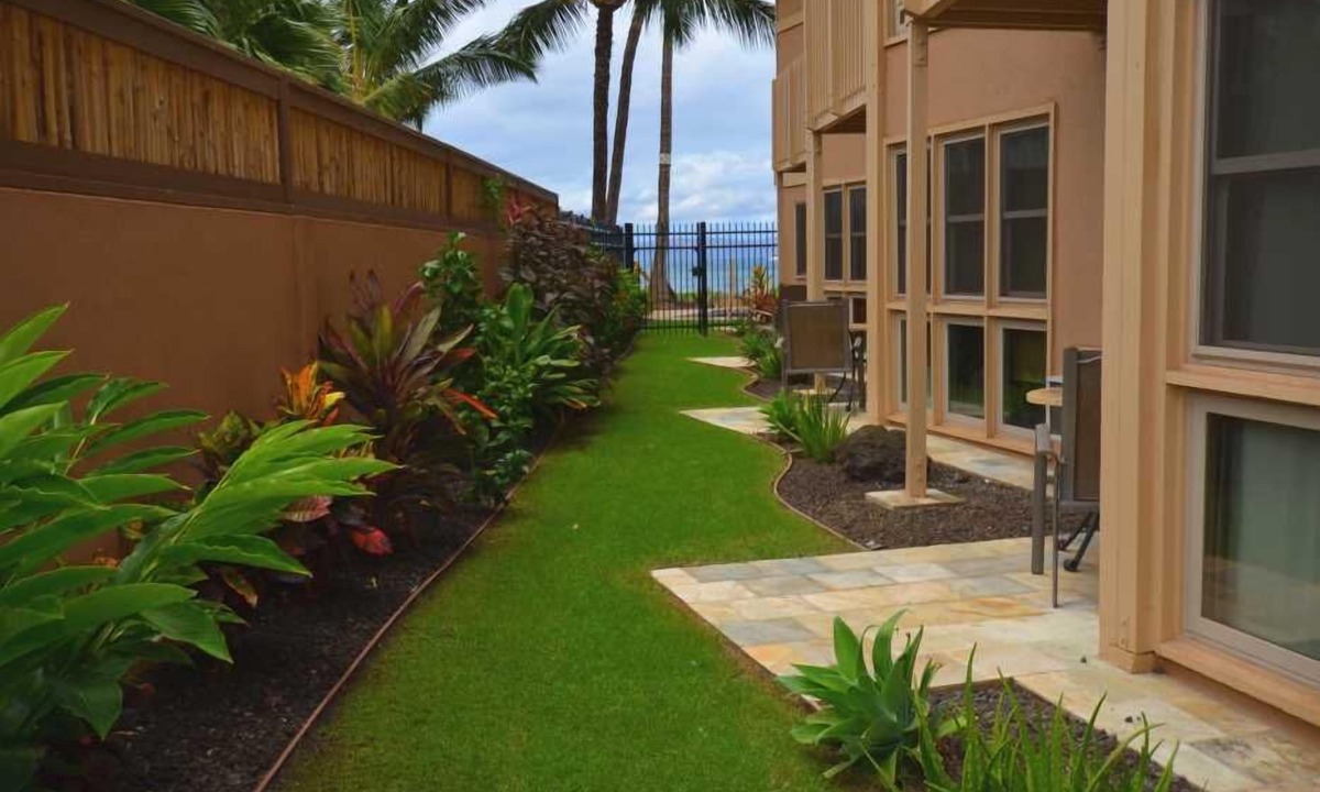 Kihei Condo | OCEANFRONT PROPERTY- Whale season IS HERE! Kihei Sands Beachfront Condo-A4