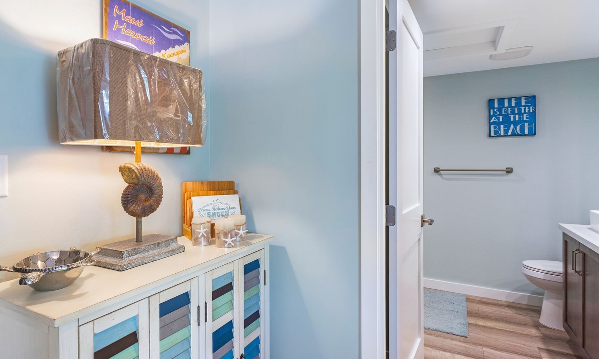 Kaanapali Condo | Spacious Corner Location with Wrap Around Lanai -BEST VALUE!