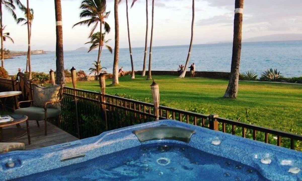 Kihei Condo | Hale Ili Ili #A, Panoramic Oceanfront Unit, Steps from Charley Young, A/C