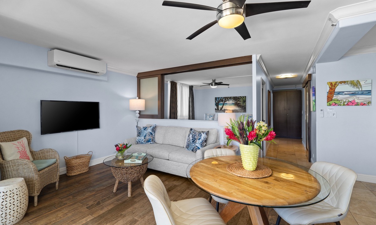 Waikiki Condo | Heart of Waikiki With Partial Ocean View! Washlet! FREE Off-site Parking!