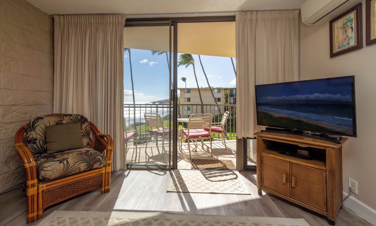 Maalaea Condo | Oceanview Kanai A Nalu 316 Great Views Split AC Pool Great Value