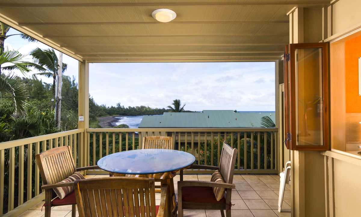 Hana Condo | Partial Oceanview #107 at Hana Kai Maui - 1 Bedroom, corner unit