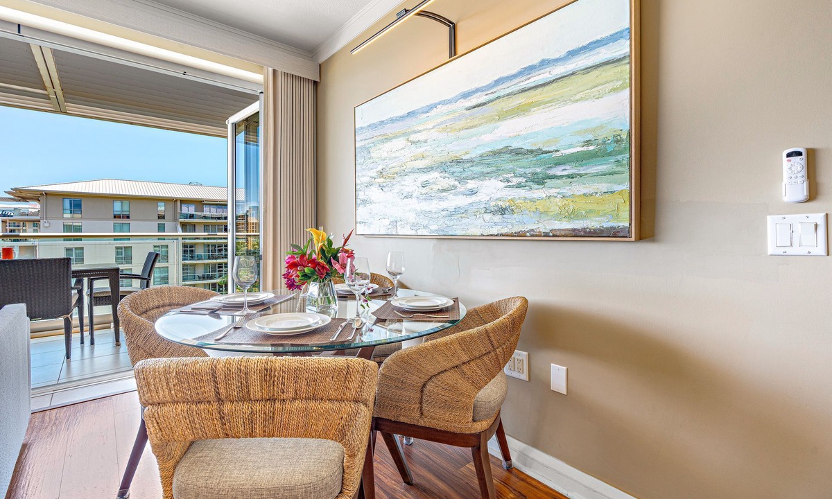 Kaanapali Condo | Maui Resort Rentals: Hokulani 605 – Premier 6th-Floor Oceanview Penthouse | Closest 2BR Column to the Ocean!