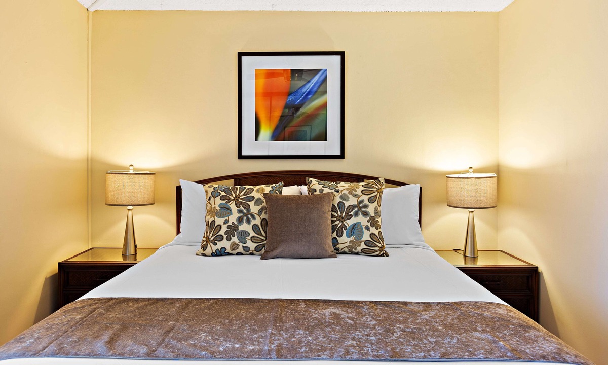 Kahana Condo | Steps to the Sand, Sushi & Sunset: Prime West Maui
