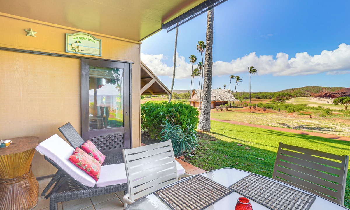 Maunaloa Condo | Oceanfront Condo w/Pool Access on Molokai!