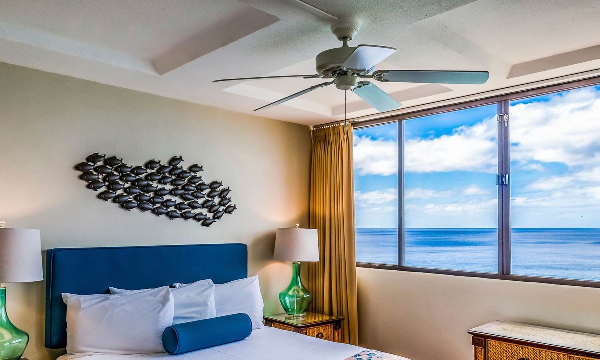 Makaha Condo | Oceanfront 1-BR Condo in Waianae w/Sunset Views