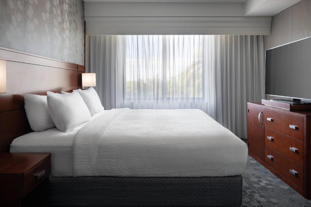 Kahului Hotel | Courtyard by Marriott Maui Kahului Airport