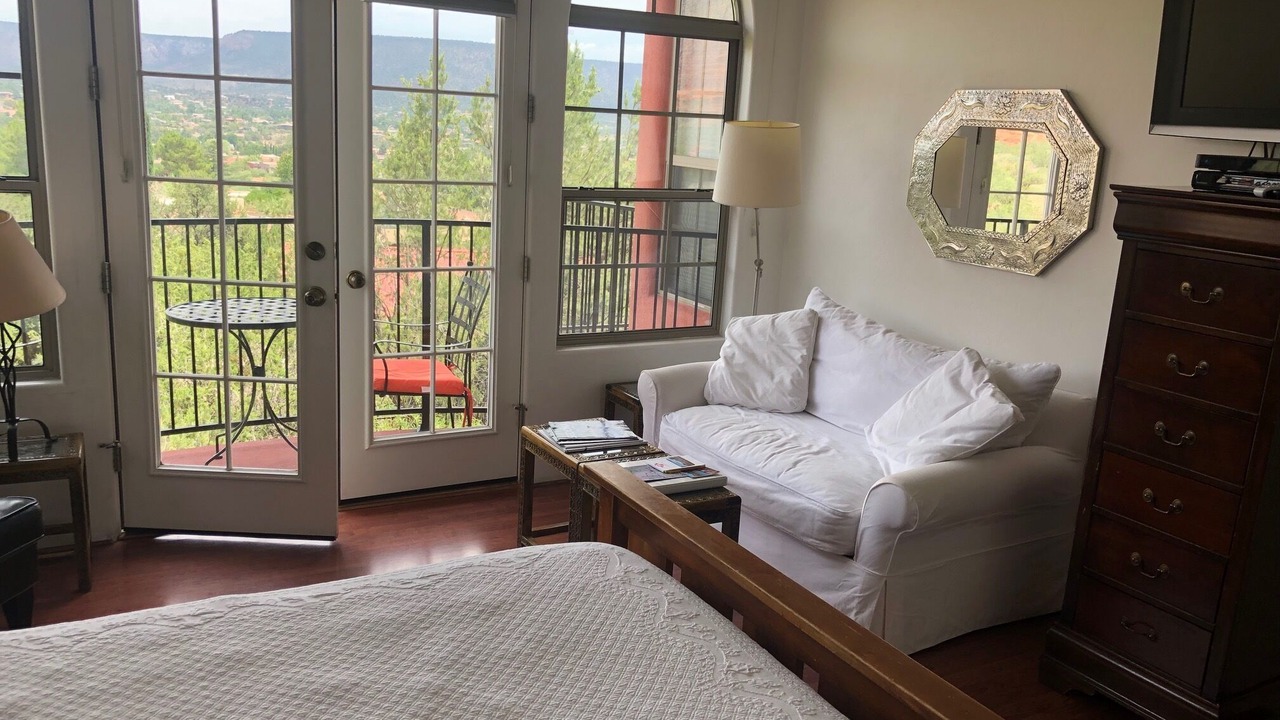 Photo of Patio Balcony in Oak Creek