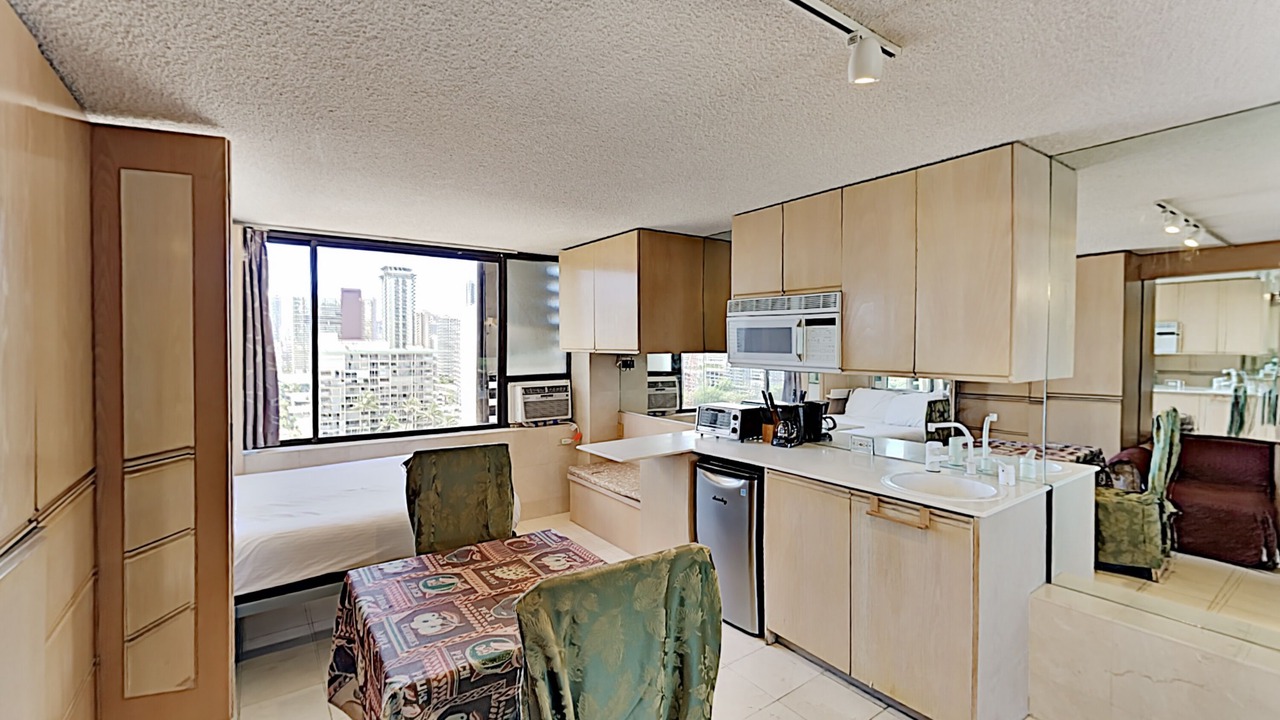 Photo of Kitchen in McCully - Moiliili