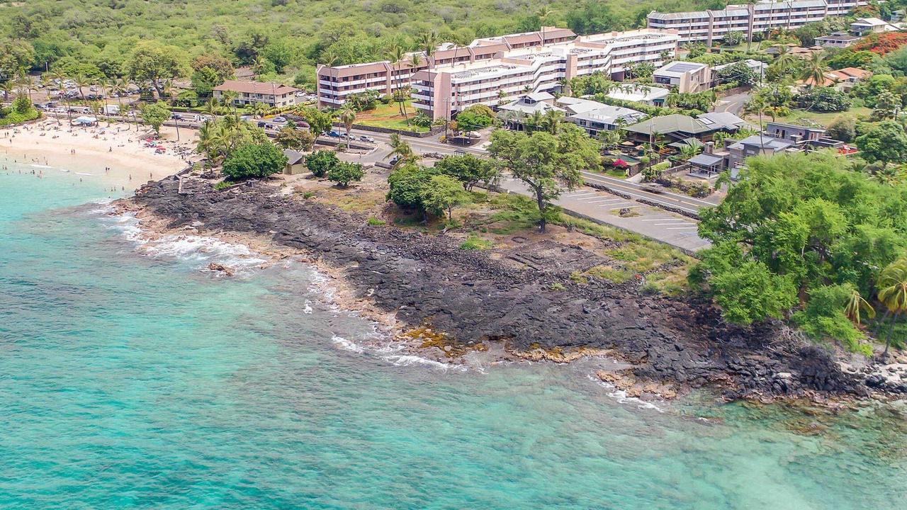 Photo of Outdoor in Kahaluu Bay