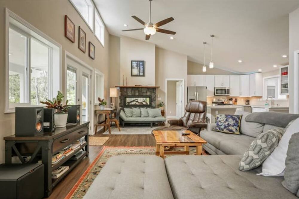 Photo of Others in Royal Hawaiian Estates