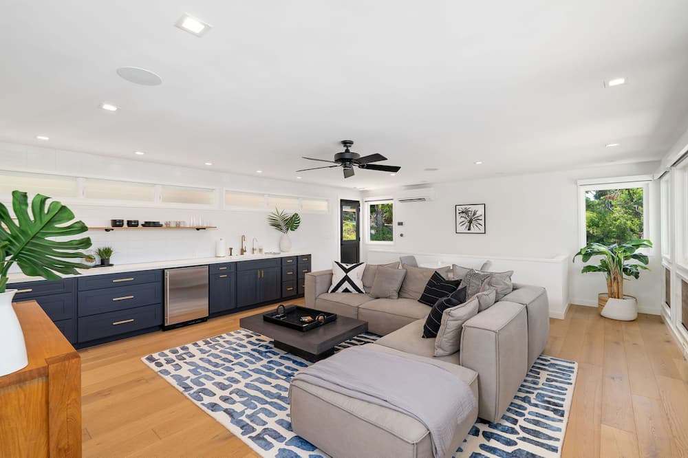 Photo of Livingroom in Lanikai