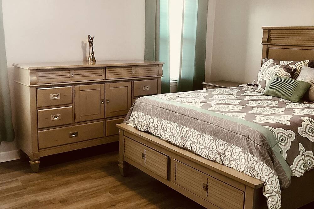 Photo of Bedroom in Richlands