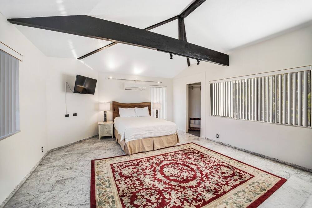 Photo of Bedroom in Kaneohe