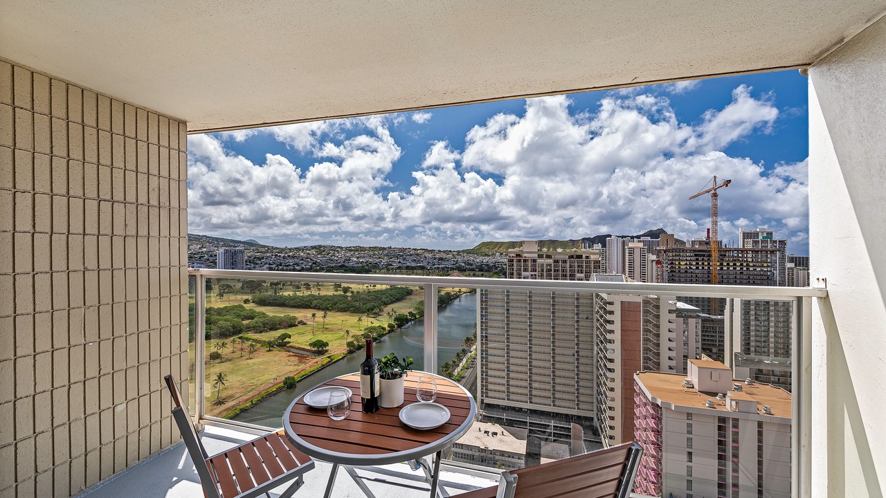 Photo of Outdoor in McCully - Moiliili