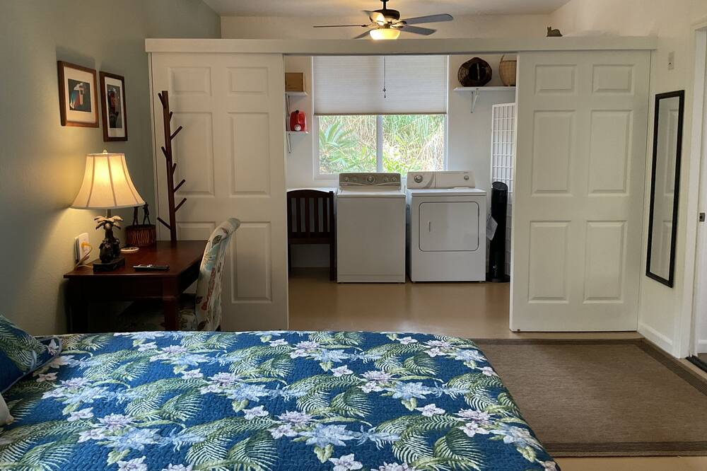 Photo of Bedroom in Holualoa