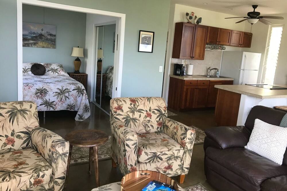 Photo of Bedroom in Holualoa