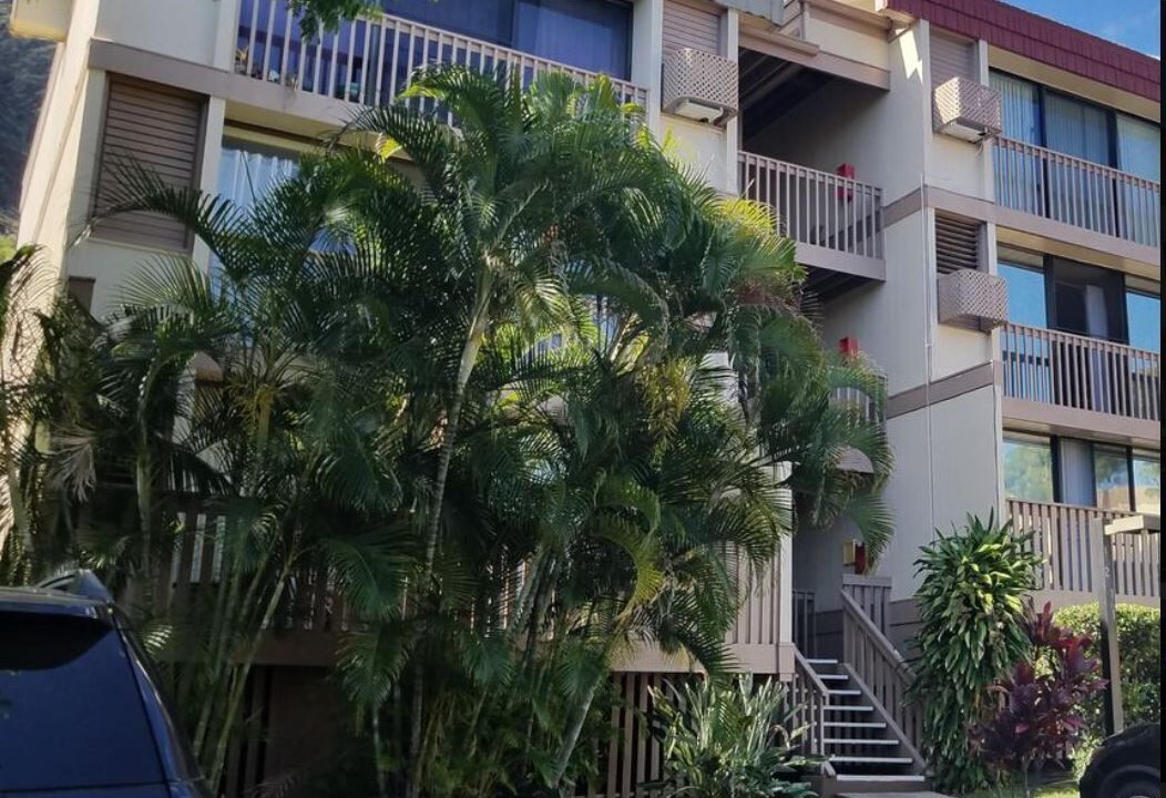 Photo of Outdoor in Makaha Valley