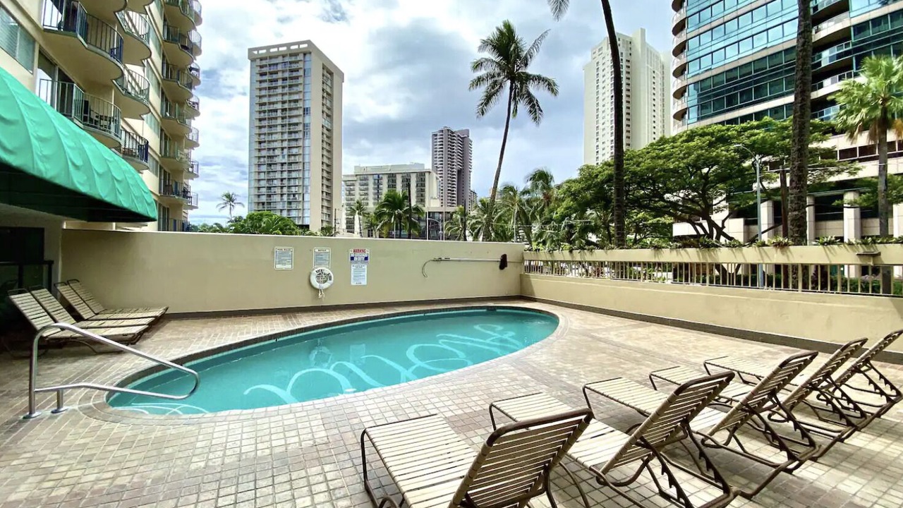 Photo of Outdoor in McCully - Moiliili