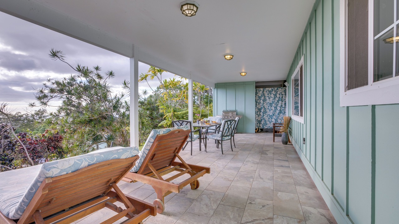 Photo of Patio Balcony in Kona Palisades