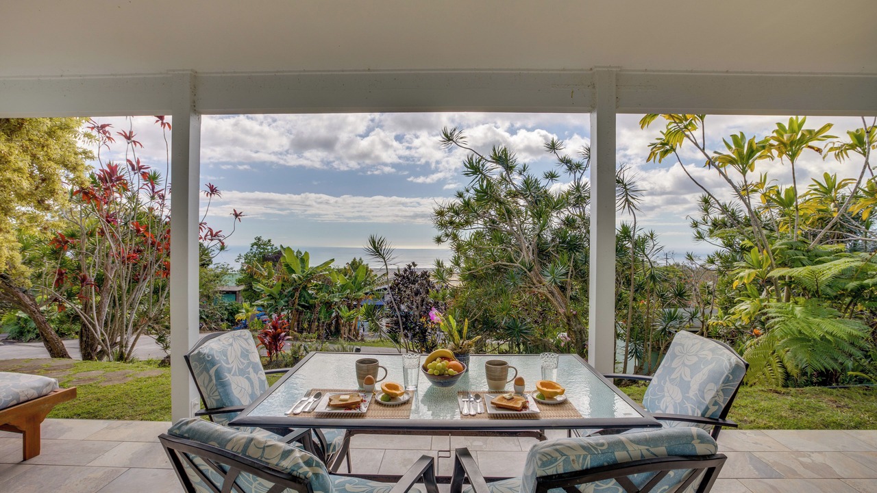 Photo of Outdoor in Kona Palisades