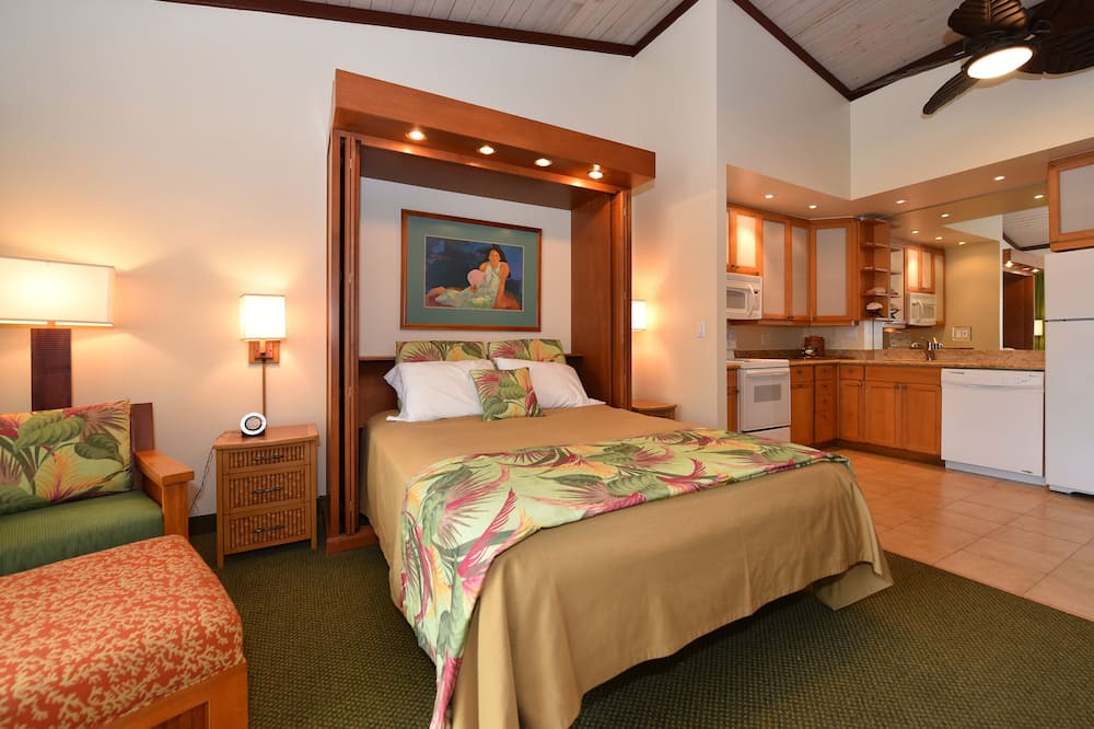 Photo of Bedroom in Napili