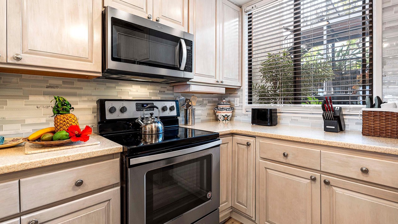 Photo of Kitchen in Historic Kailua Village