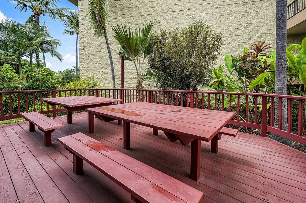 Photo of Outdoor in Historic Kailua Village