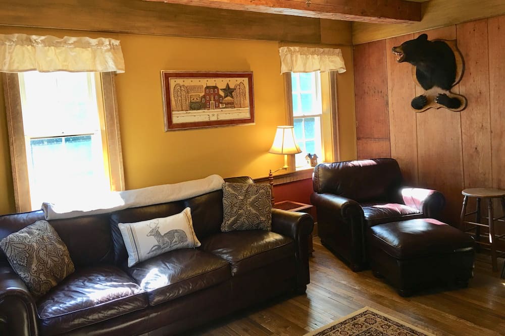 Photo of Livingroom in Embden