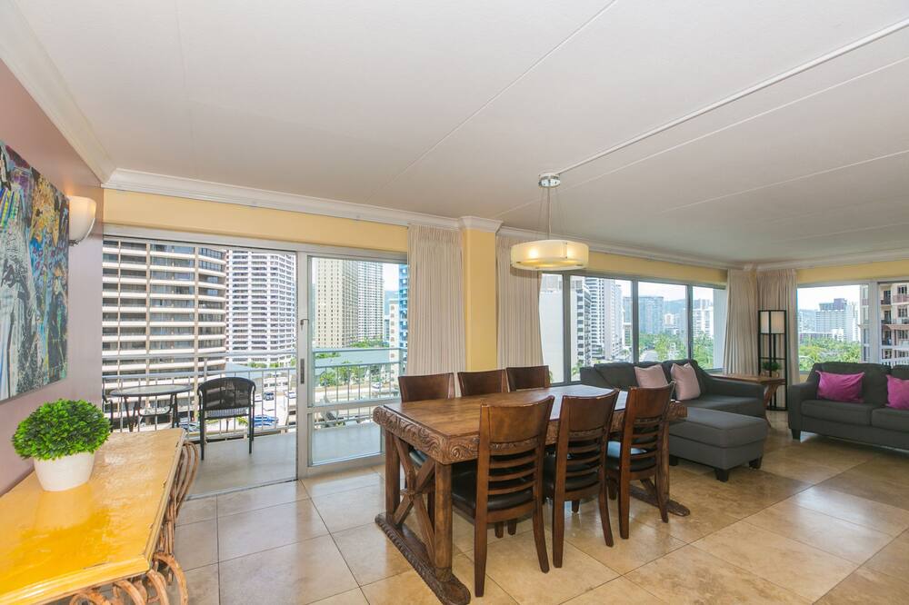 Photo of Others in Waikiki