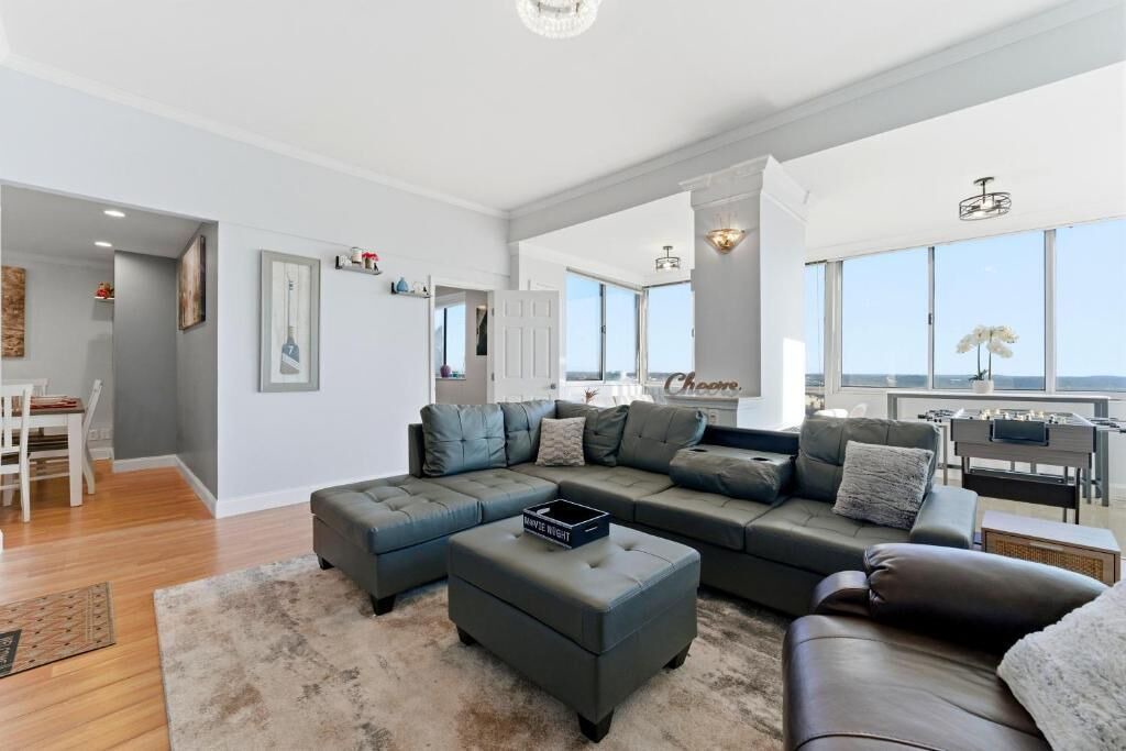 Photo of Livingroom in Downtown Atlanta