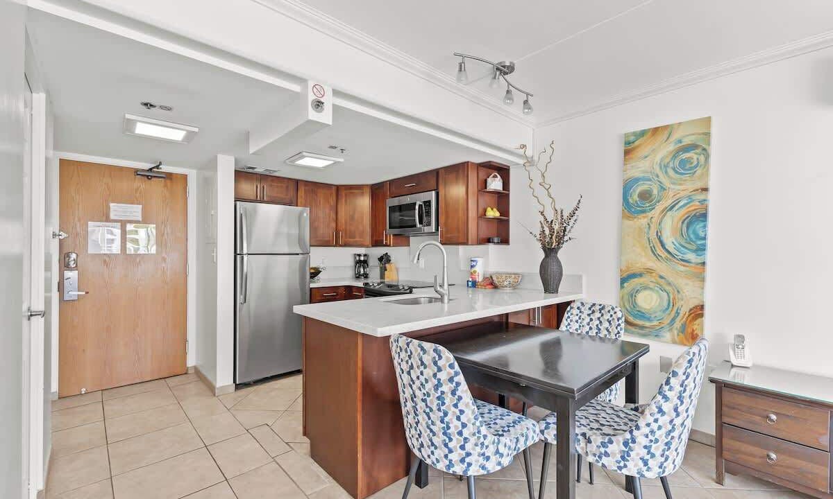 Photo of Bedroom in Waikiki