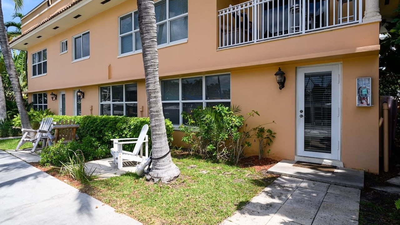Photo of Others in Hendricks and Venice Isles