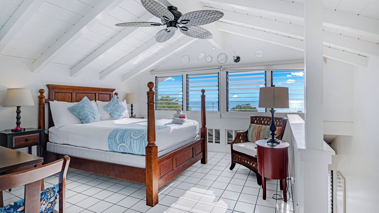 Photo of Bedroom in Kahaluu Bay