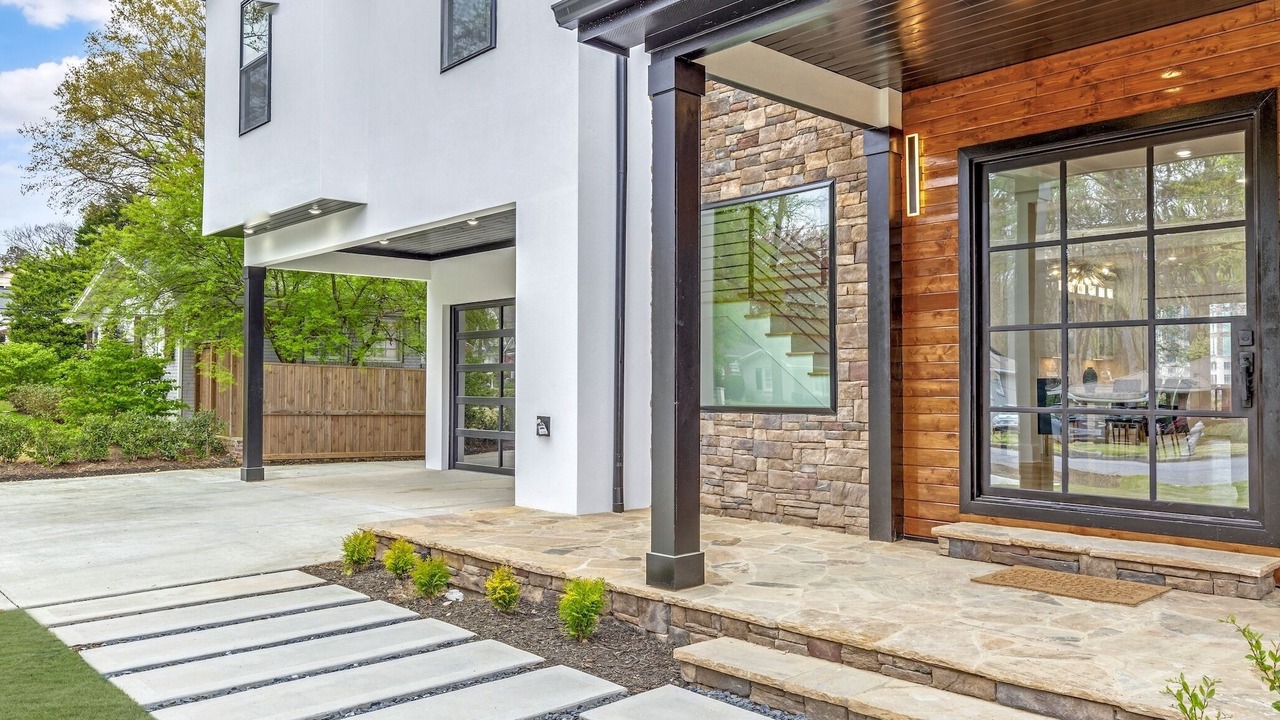 Photo of Outdoor in Lindbergh