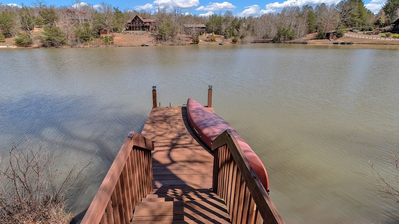 Photo of Outdoor in Laurel Lakes