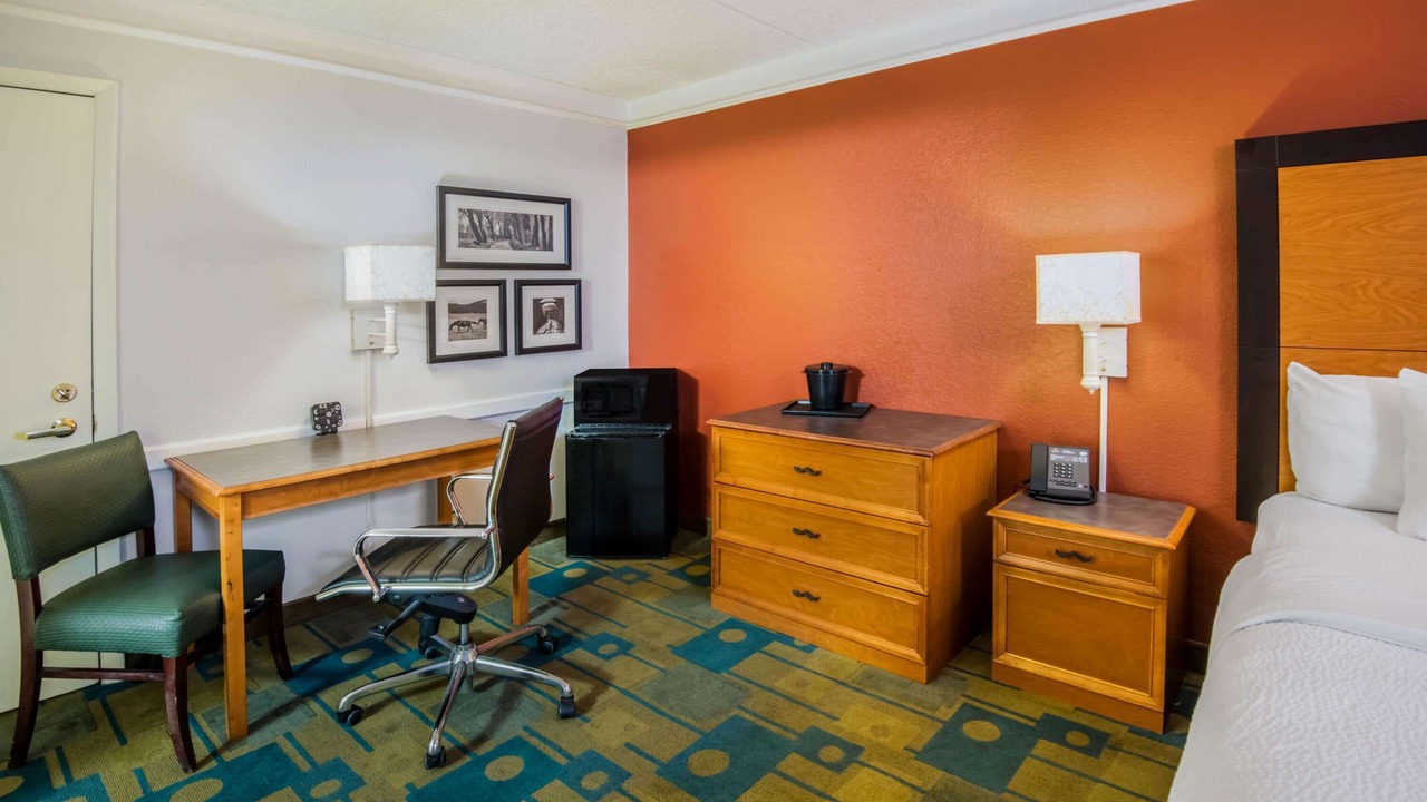 Photo of Bedroom in Central Colorado Springs