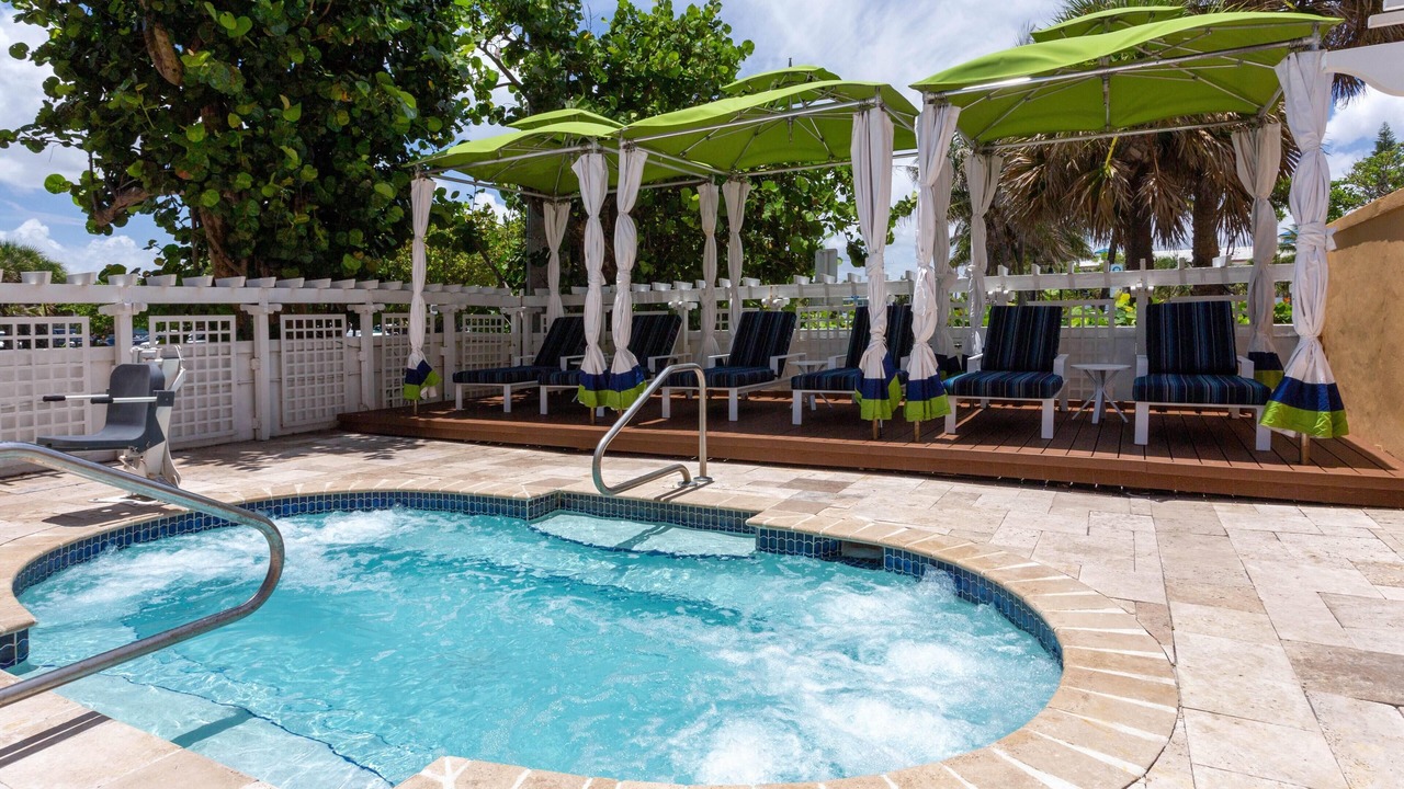Photo of Outdoor in Deerfield Beach