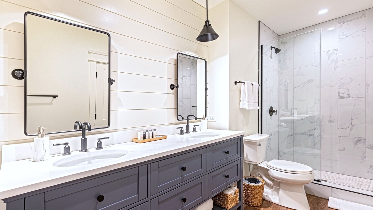 Photo of Bathroom in West Dundee