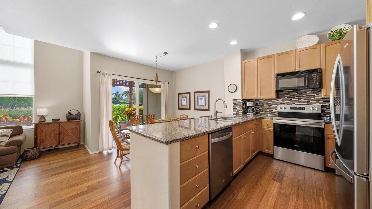 Photo of Kitchen in Waikoloa