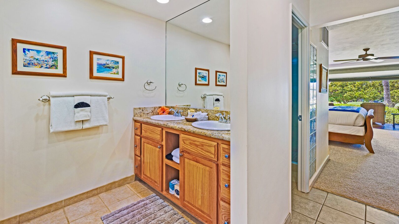 Photo of Bathroom in Kaanapali