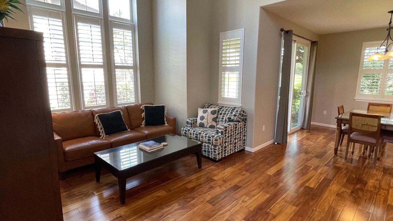 Photo of Livingroom in Waikoloa