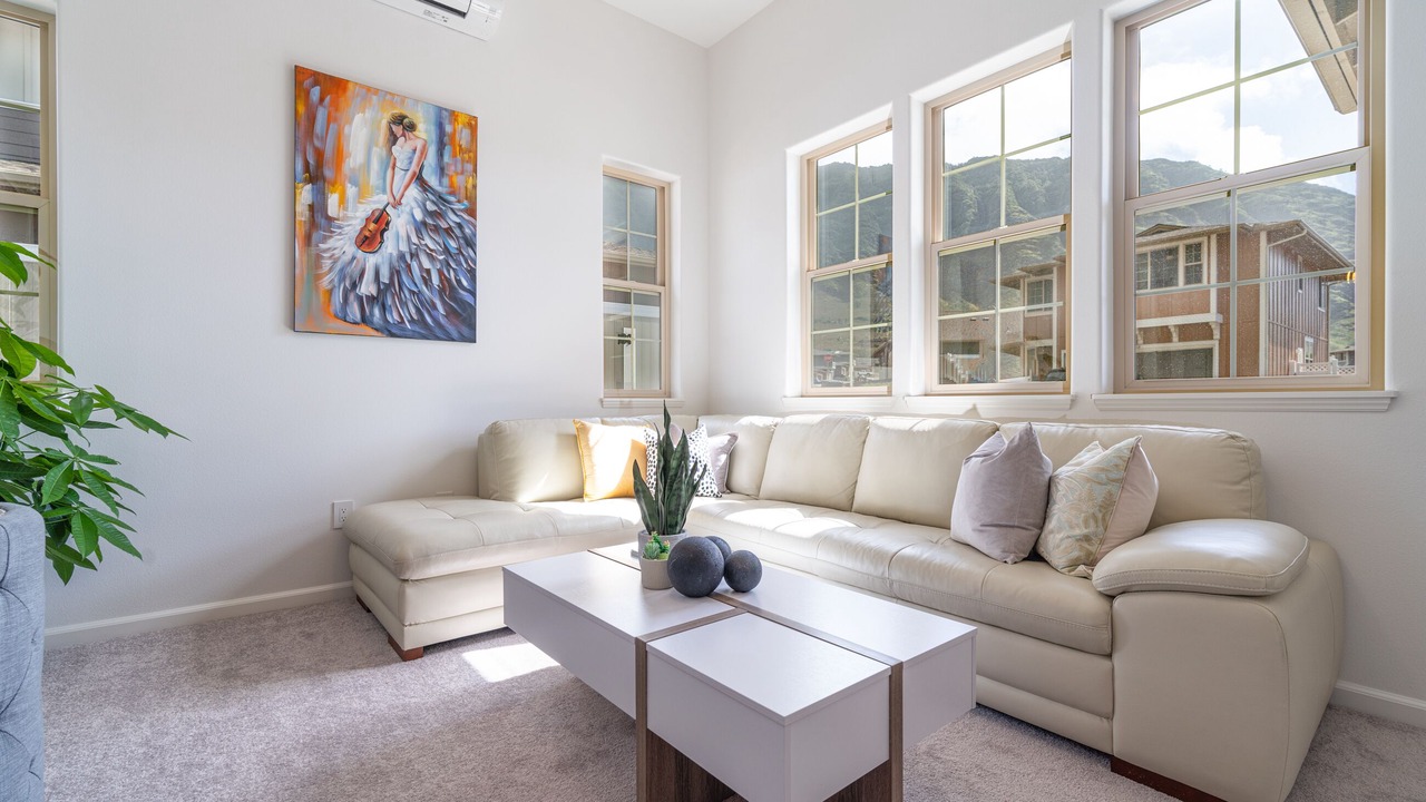 Photo of Livingroom in Makaha Valley