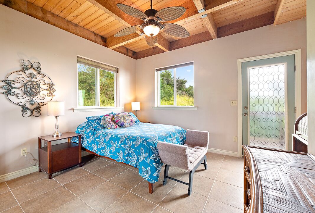 Photo of Bedroom in Holualoa